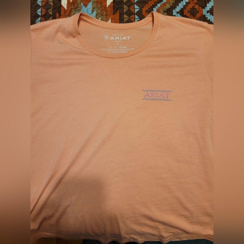 Ladies Ariat Tshirt